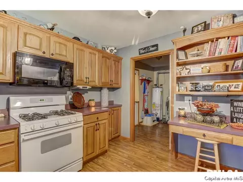 308 E Oak Grv, Athens, IL 62613 photo 11