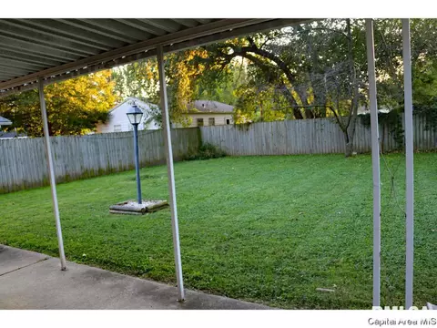 3349 S 5th St, Springfield, IL 62703 photo 9