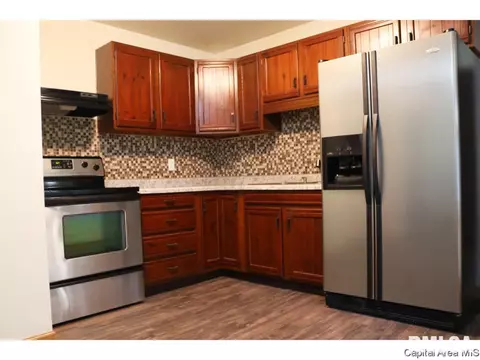 3349 S 5th St, Springfield, IL 62703 photo 6