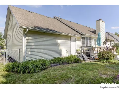 302 E Lynwood Dr, Athens, IL 62613 photo 30