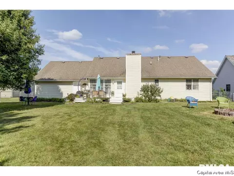 302 E Lynwood Dr, Athens, IL 62613 photo 36