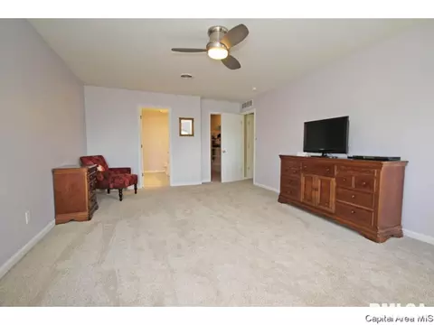 4000 Fielding Dr, Springfield, IL 62711 photo 16