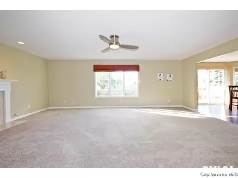 4000 Fielding Dr, Springfield, IL 62711 photo 6