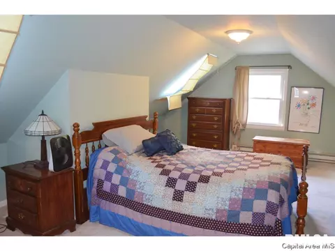 1904 Hamilton, Springfield, IL 62704 photo 11