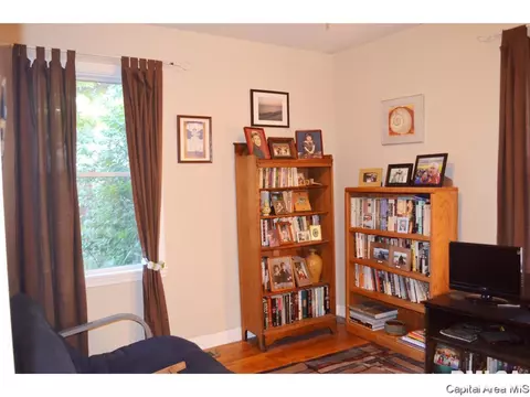 1904 Hamilton, Springfield, IL 62704 photo 9