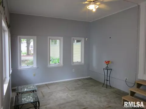 2608 Bennington Dr, Springfield, IL 62704 photo 9