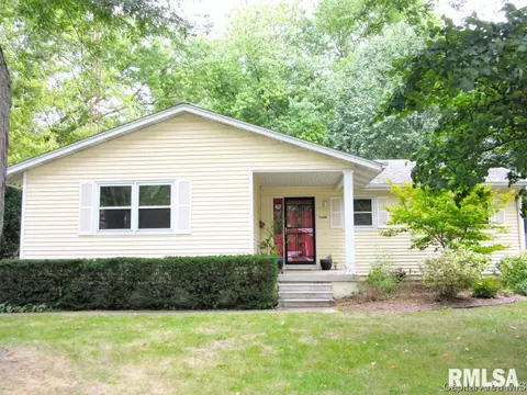 2608 Bennington Dr, Springfield, IL 62704 photo 1