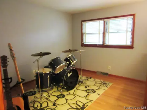 2608 Bennington Dr, Springfield, IL 62704 photo 13