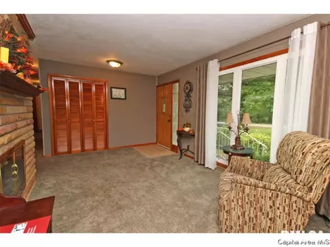 3008 E Lake Shore Dr, Springfield, IL 62712 photo 3