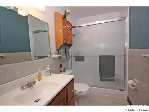 3008 E Lake Shore Dr, Springfield, IL 62712 photo 18