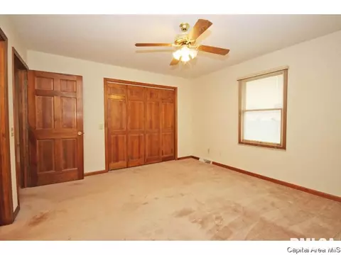 3052 Cascade Dr, Springfield, IL 62704 photo 12