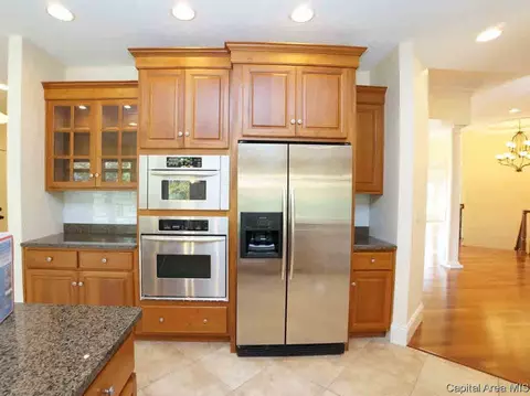 3605 Vanderbilt Cir, Springfield, IL 62711 photo 10