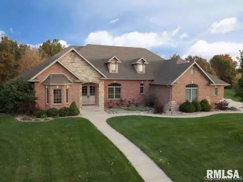 3605 Vanderbilt Cir, Springfield, IL 62711 photo 2