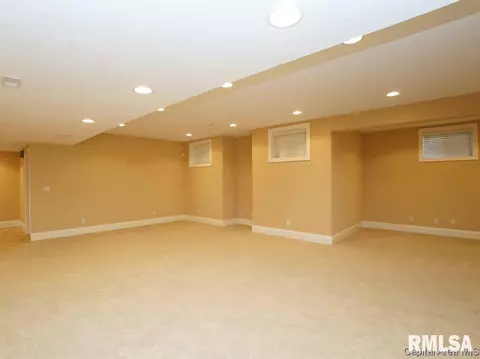 3605 Vanderbilt Cir, Springfield, IL 62711 photo 29