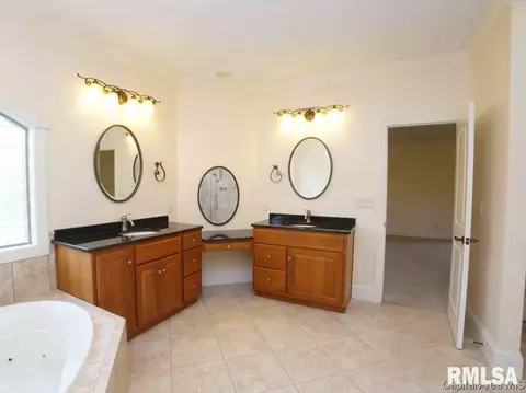 3605 Vanderbilt Cir, Springfield, IL 62711 photo 24