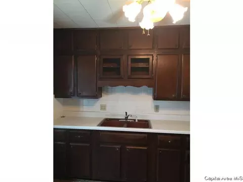 1713 N 21st St, Springfield, IL 62702 photo 4