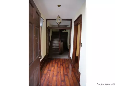 930 S 2nd St, Springfield, IL 62704 photo 7