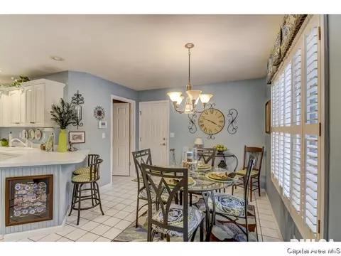 4904 Eagles Lndg, Springfield, IL 62707 photo 7