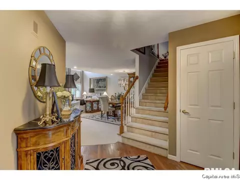 4904 Eagles Lndg, Springfield, IL 62707 photo 3