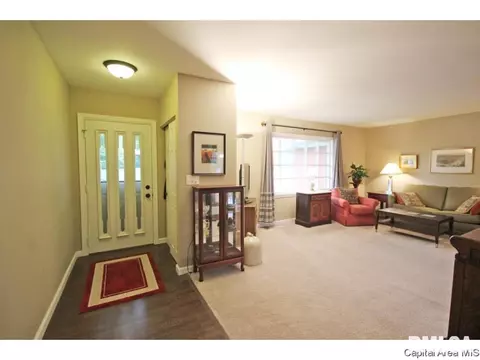 120 Greencastle, Springfield, IL 62712 photo 3