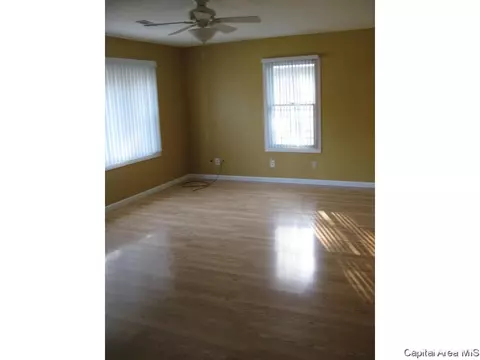 23 St Cabrini Ct, Springfield, IL 62702 photo 6
