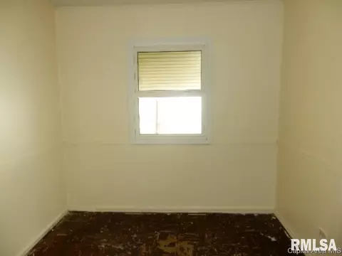 2723 S Walnut St, Springfield, IL 62704 photo 8