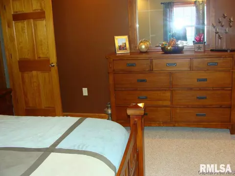 6704 Becker Dr, Virden, IL 62690 photo 15