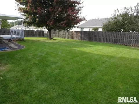 2425 Shabbona Dr, Springfield, IL 62702 photo 29