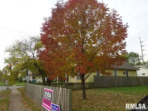 1727 S 09th St, Springfield, IL 62703 photo 2