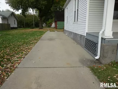 1727 S 09th St, Springfield, IL 62703 photo 6
