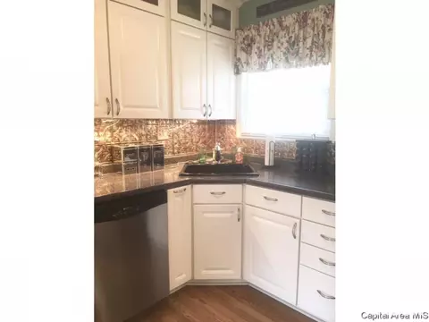 2740 Selkirk Rd, Springfield, IL 62702 photo 13