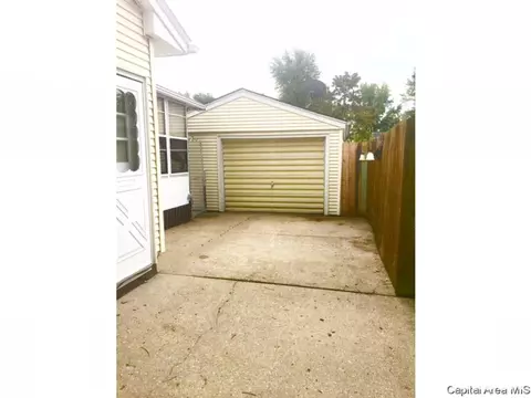 2740 Selkirk Rd, Springfield, IL 62702 photo 32