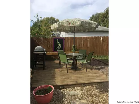 2740 Selkirk Rd, Springfield, IL 62702 photo 5