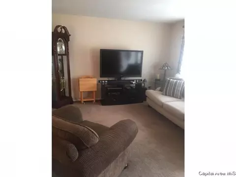 2740 Selkirk Rd, Springfield, IL 62702 photo 15