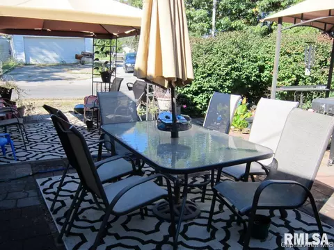 201 Sangamon Ave, Springfield, IL 62702 photo 18