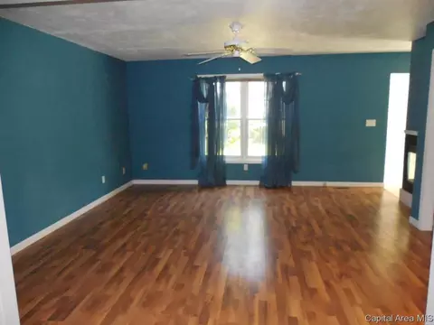 8220 Hunt, Springfield, IL 62712 photo 6