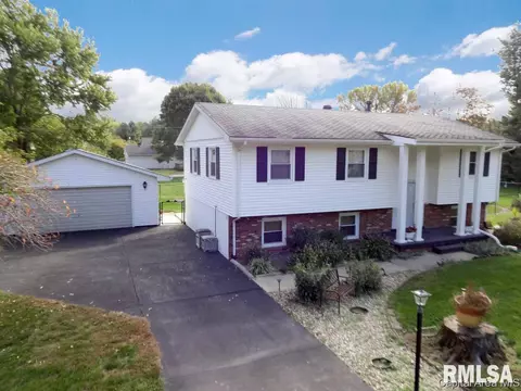 18 Illmo Dr, Springfield, IL 62711 photo 1