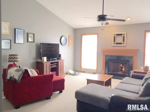 2454 Glencoe, Springfield, IL 62704 photo 4