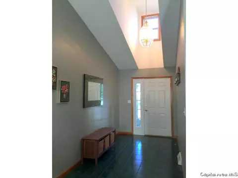2454 Glencoe, Springfield, IL 62704 photo 2