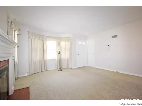 2009 N 6th St, Springfield, IL 62702 photo 7