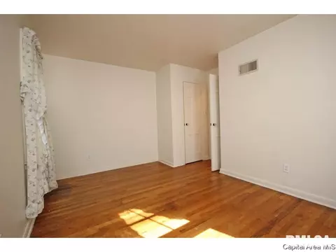 2009 N 6th St, Springfield, IL 62702 photo 15