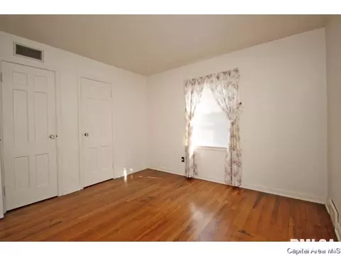 2009 N 6th St, Springfield, IL 62702 photo 13