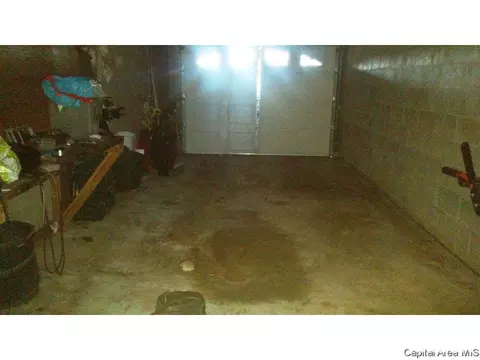1428 Berwick Rd, Berwick, IL 61417 photo 18