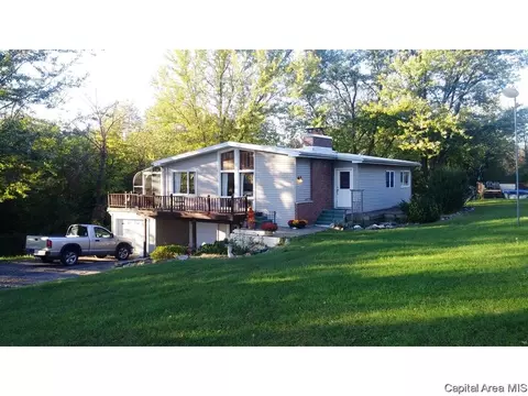 1428 Berwick Rd, Berwick, IL 61417 photo 1