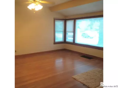 2030 N 9th, Springfield, IL 62702 photo 2