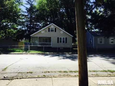 3018 E Linden Ave, Springfield, IL 62702 photo 1