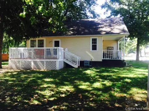 3018 E Linden Ave, Springfield, IL 62702 photo 2