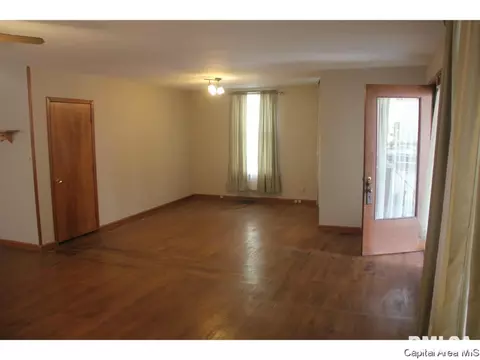 109 N State, Springfield, IL 62702 photo 6