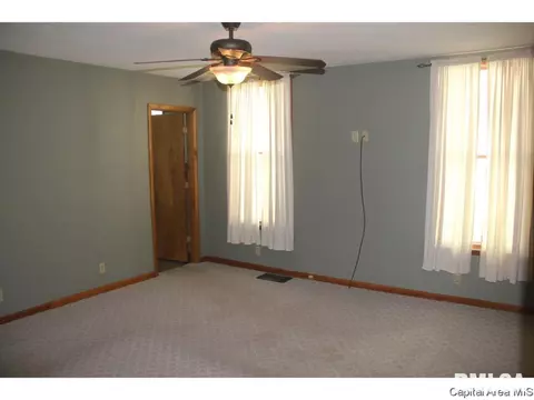109 N State, Springfield, IL 62702 photo 12