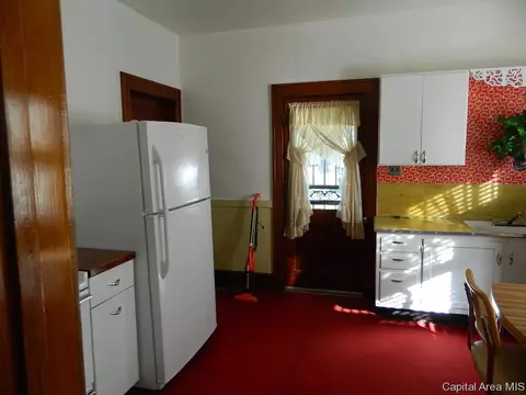 1725 Moffat, Springfield, IL 62702 photo 2